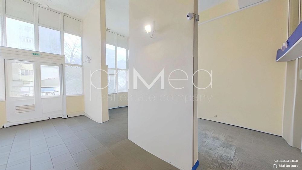 Дава се под наем Магазин в Бургас, Зорница - 120 кв.м за 765 € - Снимка #1