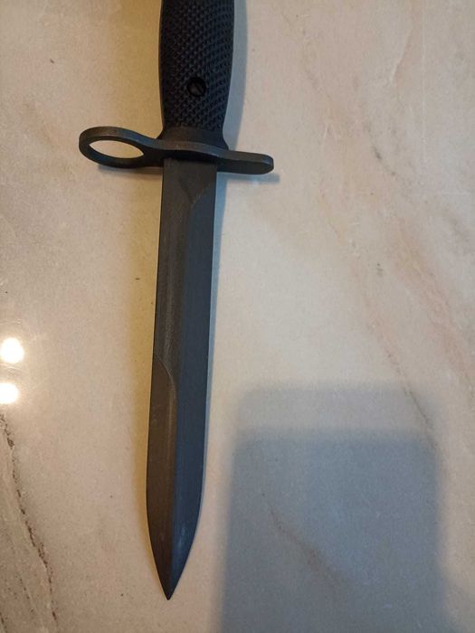 Baioneta militara M4