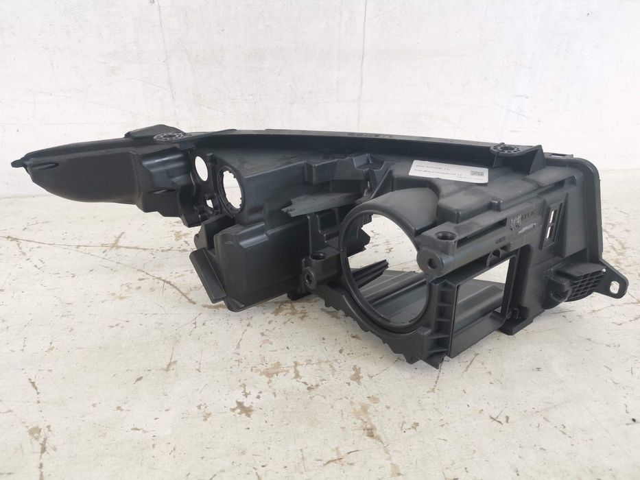 Корпус На Фар Ляв Ленд Роувър Рейндж Роувър Евок / Land Rover Range Ro