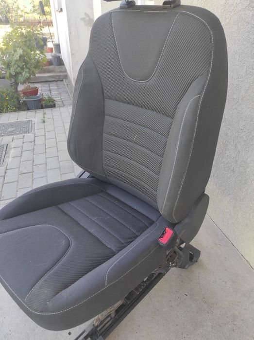 Scaun Ford Kuga 2 Pasag. tapiserie stofa