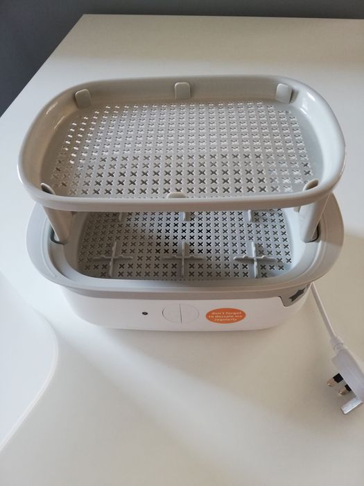 Електрически стерилизатор Tommee Tippee