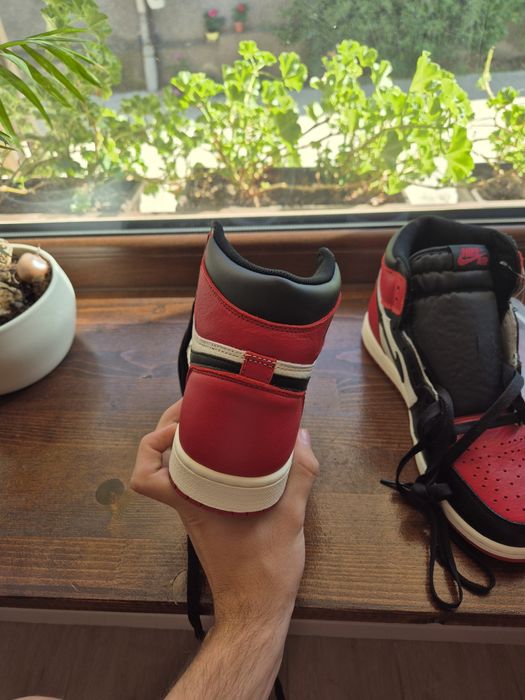 Jordan 1 bred toe 43