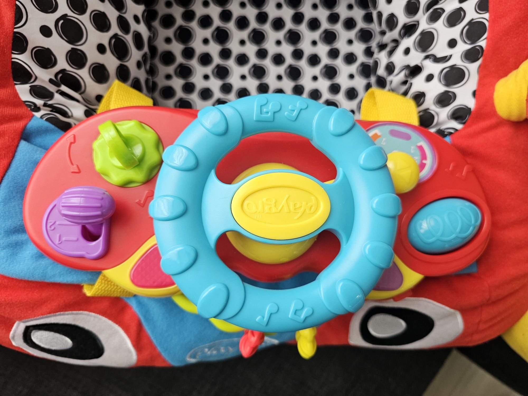 Бебешка играчка кола със светлини и звуци PlayGro