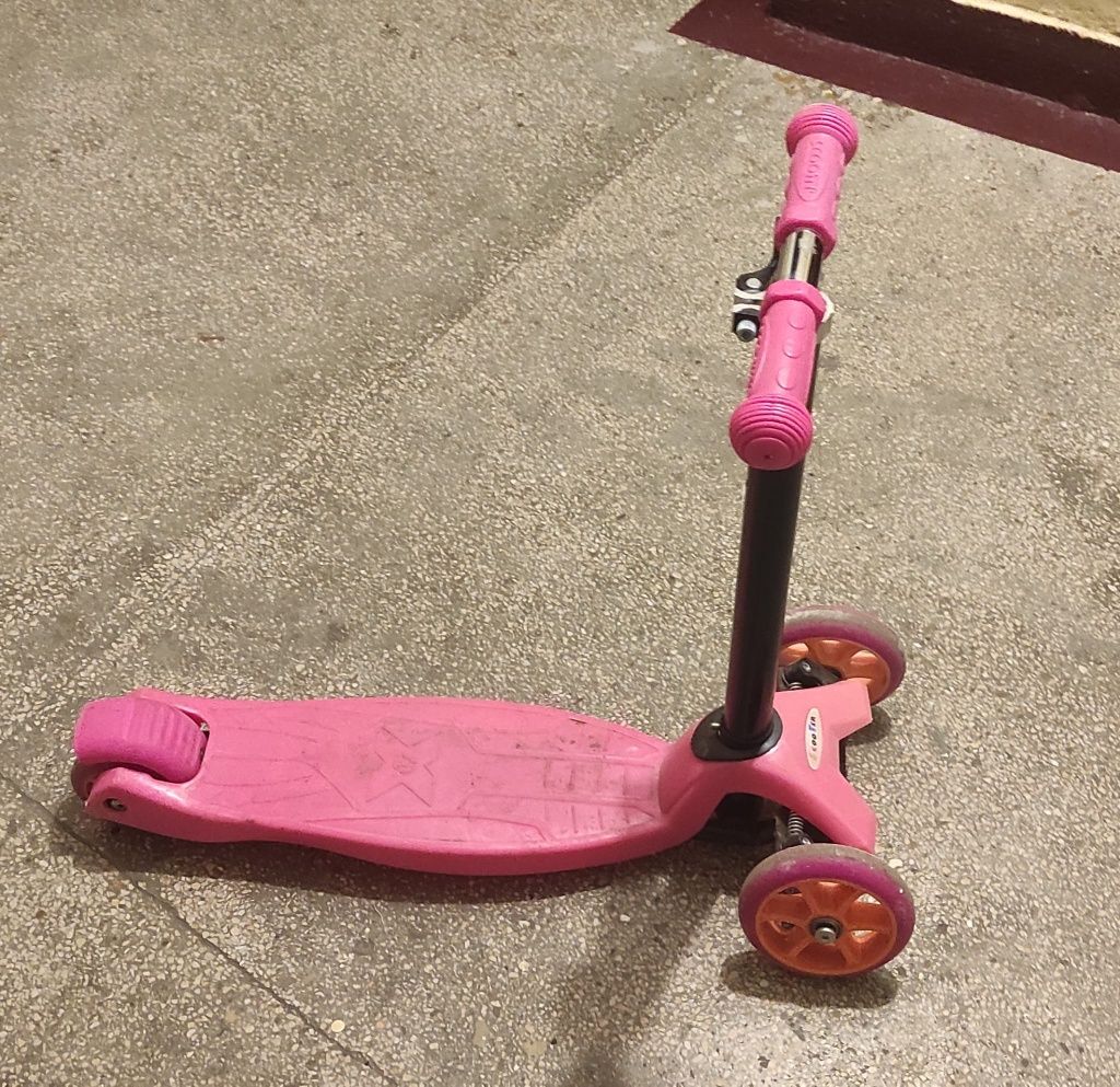 Trotineta scooter