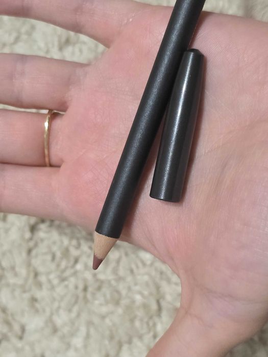 Creion Buze MAC WHIRL