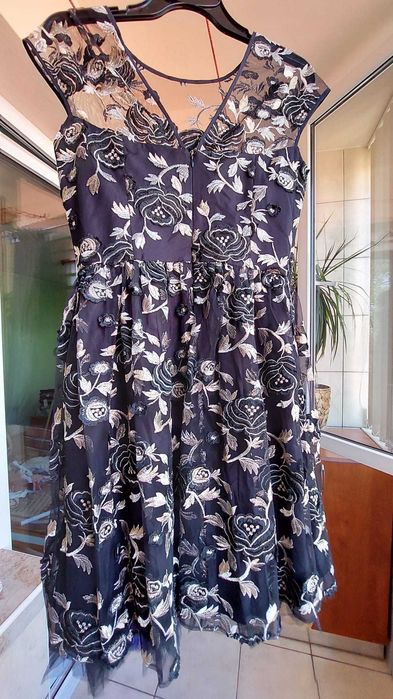 Rochie neagra marimea 40
