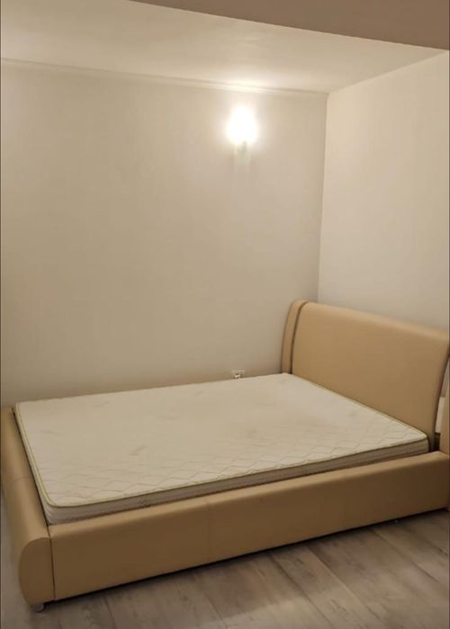 Vand pat tapitat+saltea Dormeo,culoare bej, 160x200cm