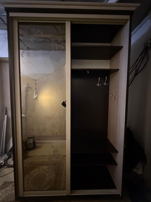 Шкаф для прихожей