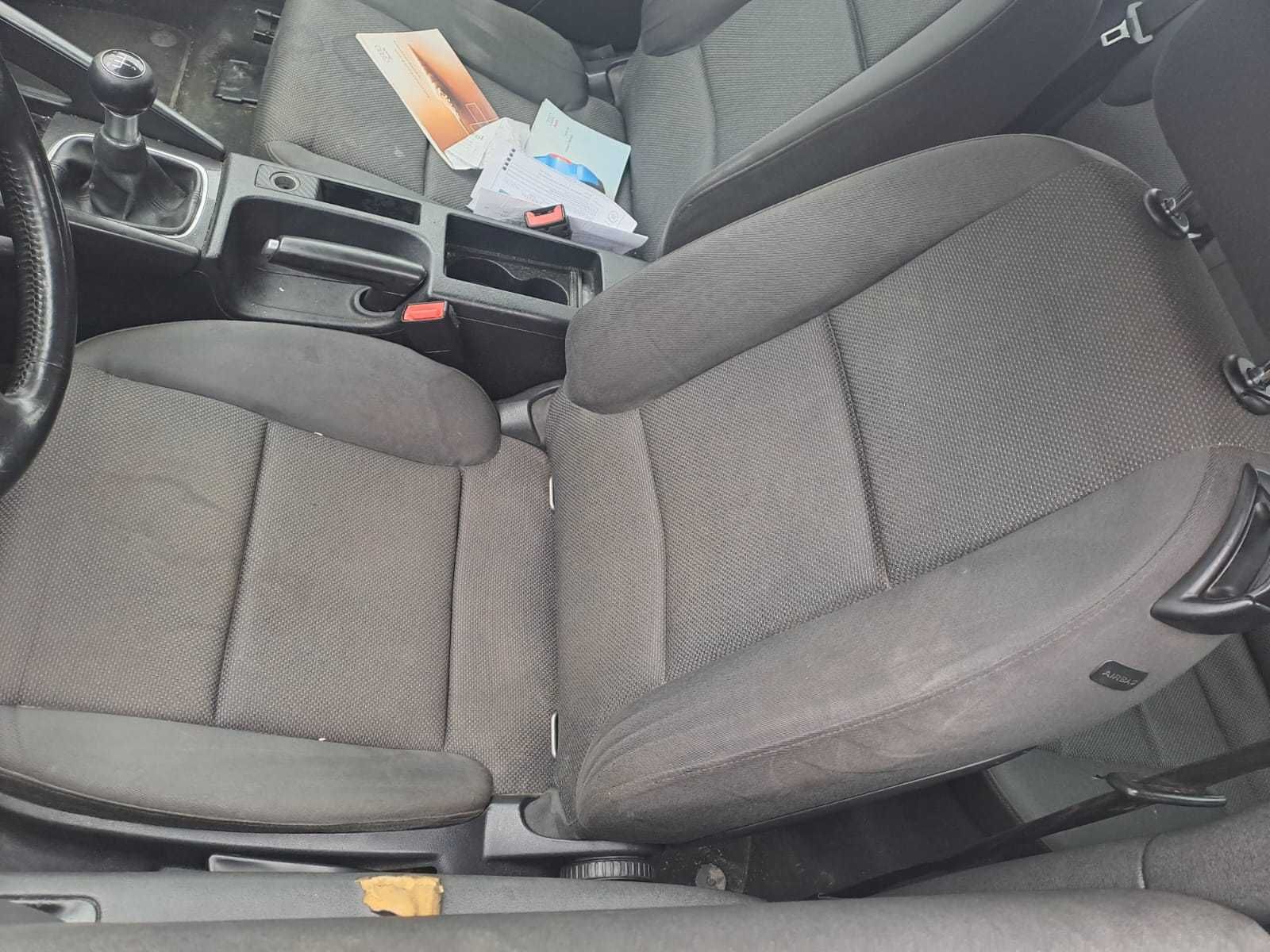 Dezmembrez Audi A5 2.0 TDi 170 cp an 2009 cod motor CAHA