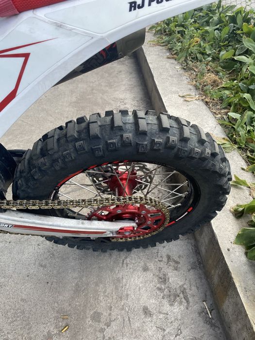 Мотоцикл AJ 1