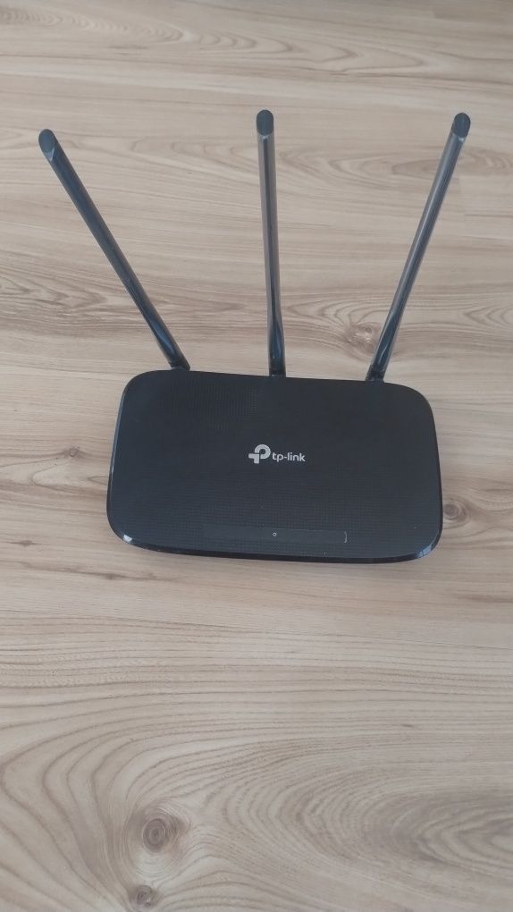 Router TP-Link Model TL-WR940N