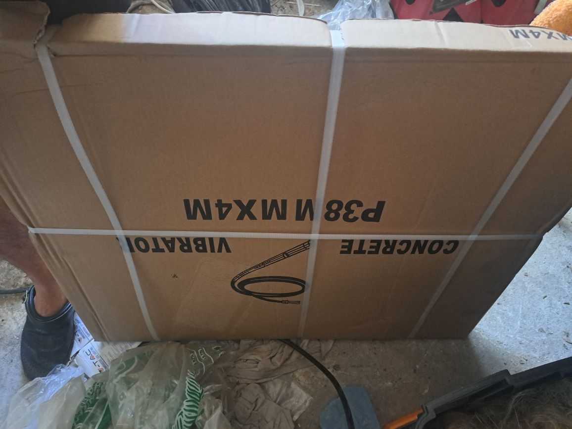 Продавам Вибратор за бетон Геко