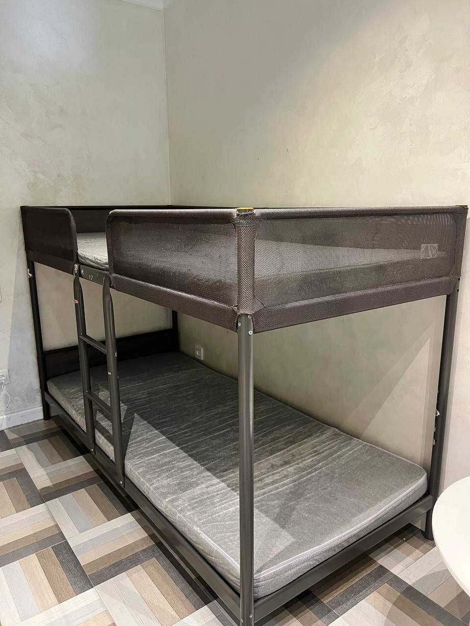 двухъярусная кровать IKEA TUFFING , 207х130,5х96,5 см, черный