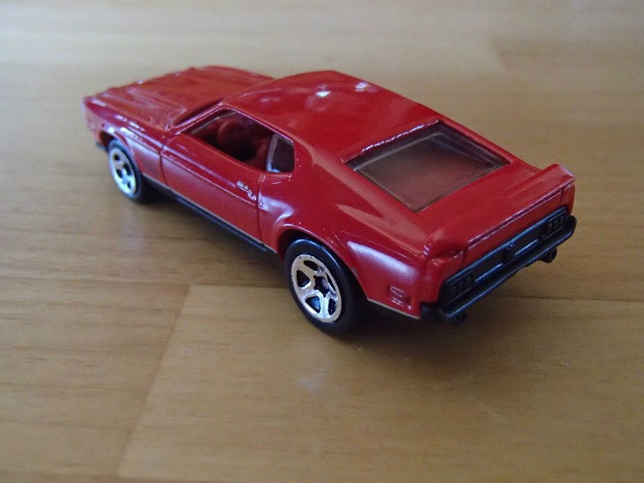 Hot Wheels Ford Mustang 1971 Mach 1 Mattel macheta hotwheels