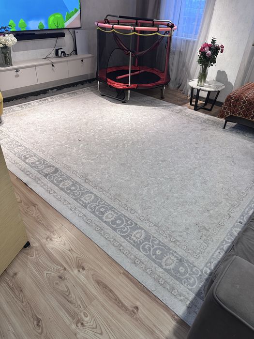 Продам ковер 3 на 4