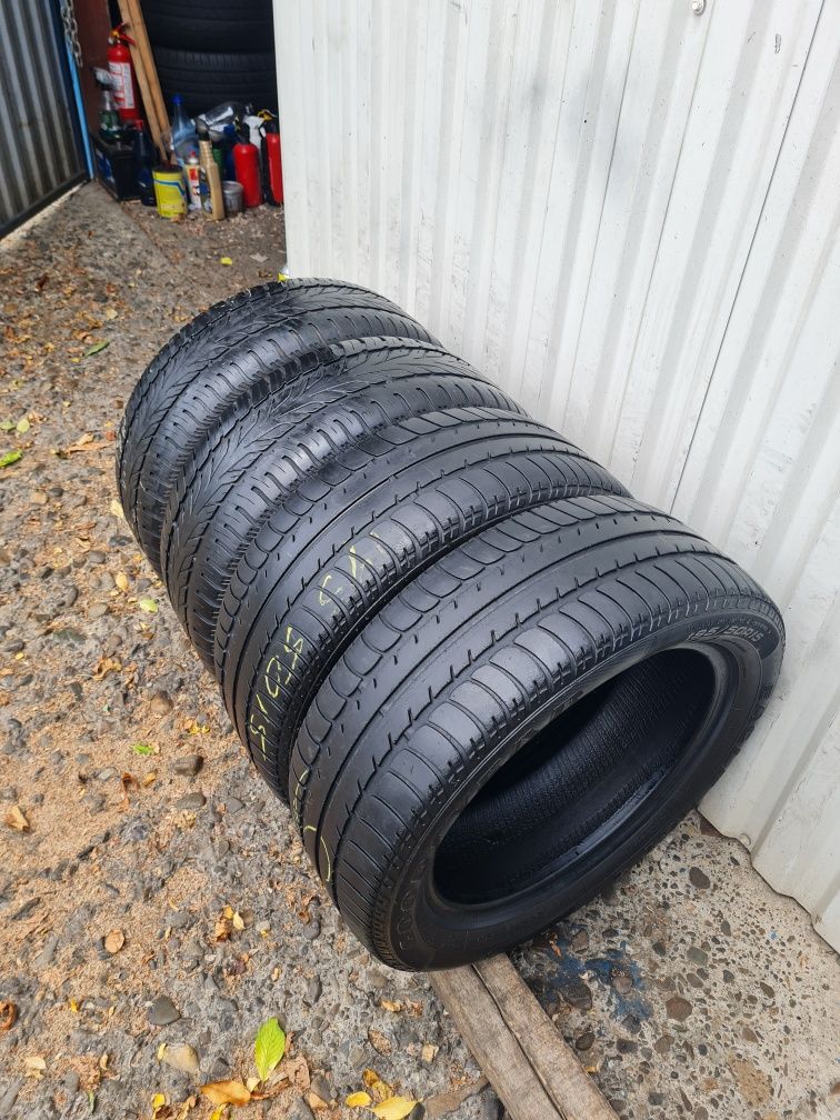 4 buc Anvelope de vara*195/50R15*LICHIDARE STOC*50 Lei Buc*