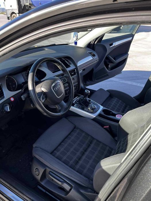 Audi A4 Sedan 2.0 tdi