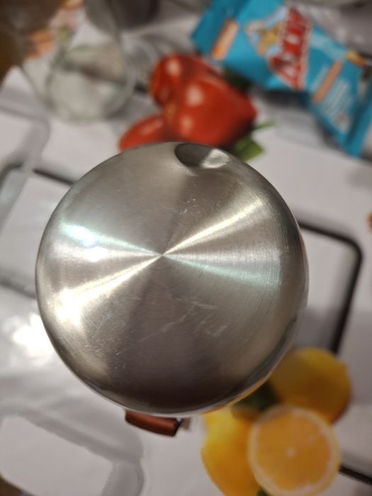 Термос металлический  б у. О.5 литров  чай кофе