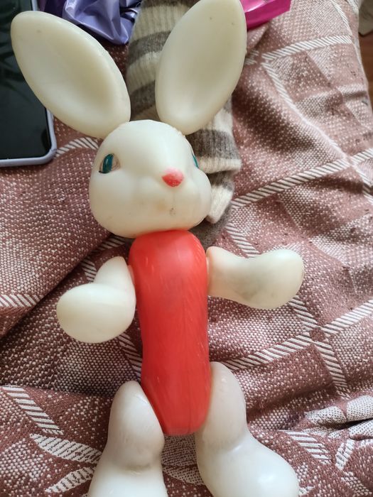Игрушка ссср редкая зайка