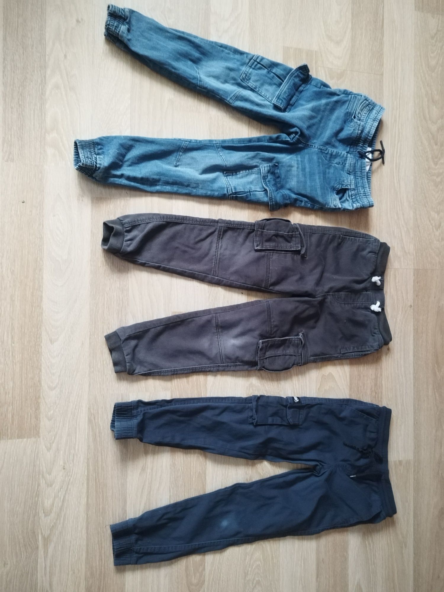 Blugi / pantaloni  cargo 122 128 cu elastic