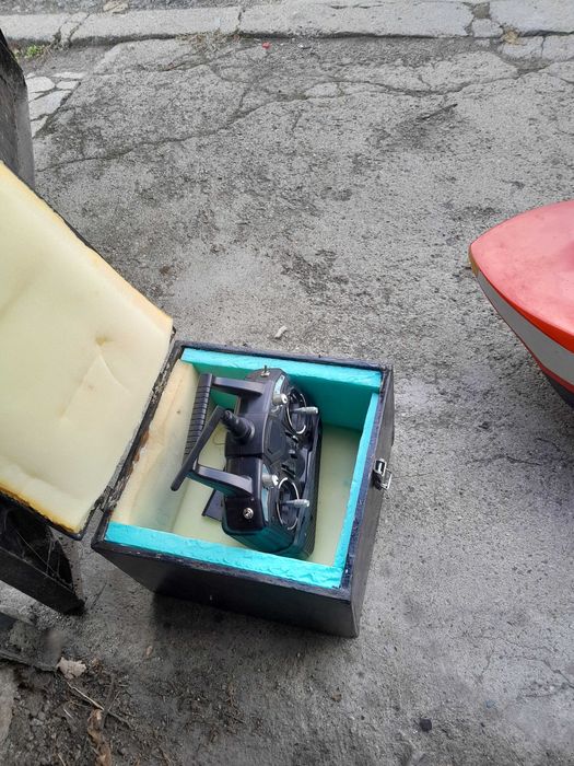 Рибарска лодка за риболов