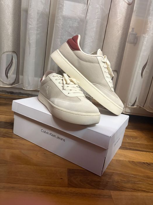 Calvin Klein обувки