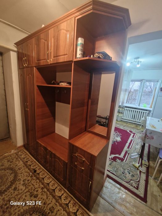 Продам Прихожку в хорошем состоянии