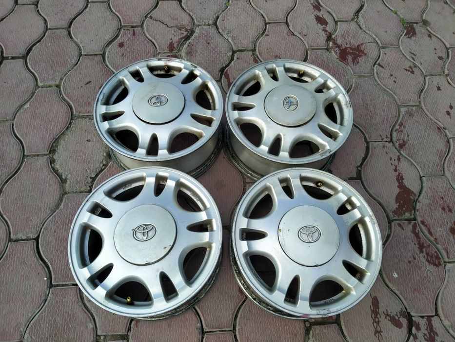 Продам титановые диски Тойота Камри 10 оригинал