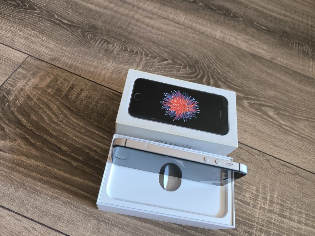 iPhone SE 2016 1st