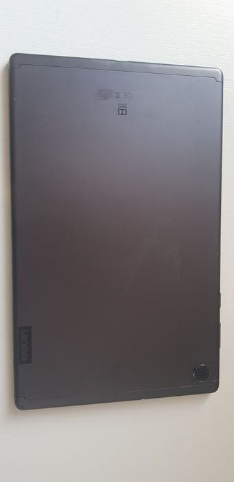 Продам планшет Lenovo tab m10 FHD  Plus