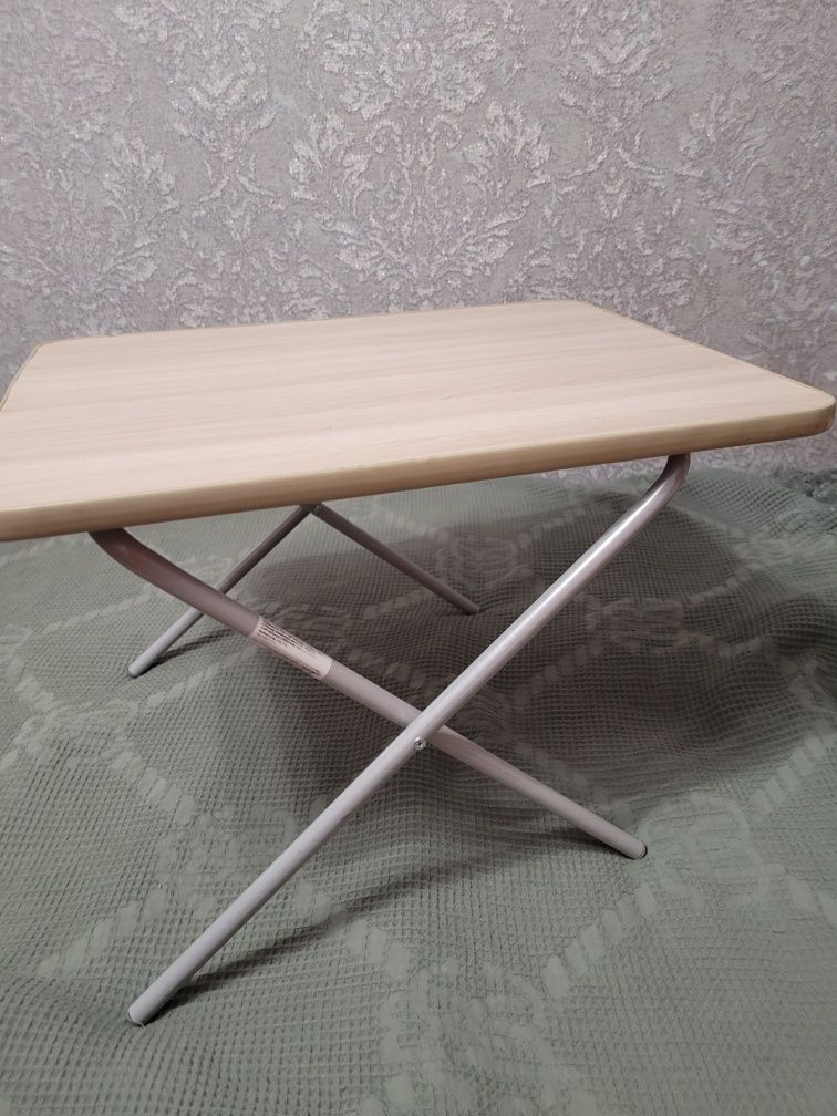 Продаётся стол раскладной