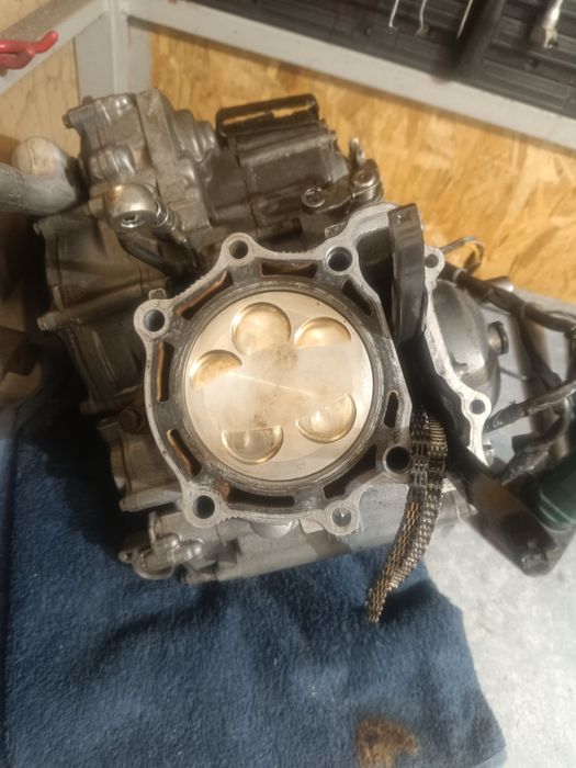 Vând WR 400 din anul 2000