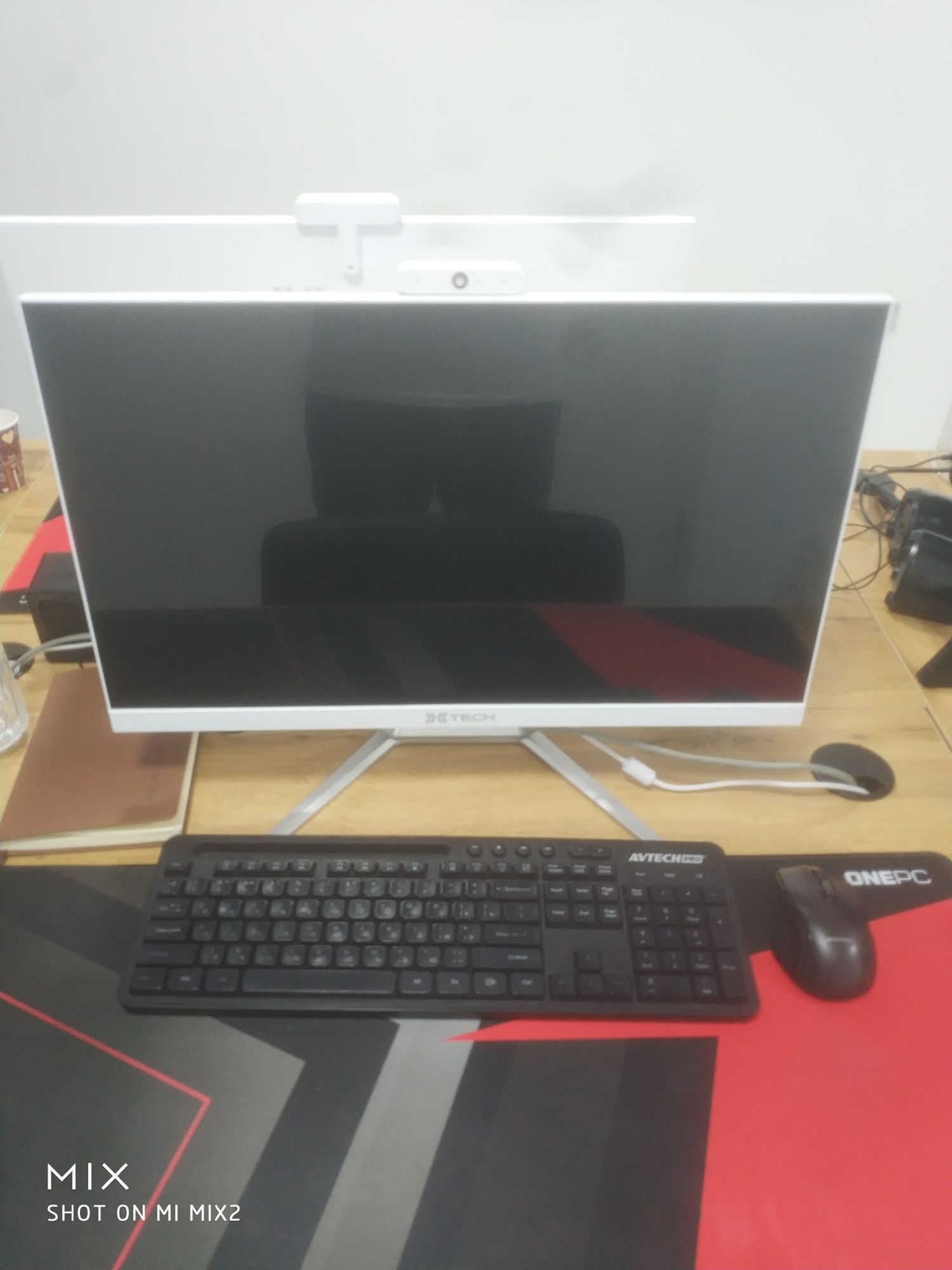 Продам Моноблок для офиса XTECH  24 i5/16/256gb клавиатура+мышка(6шт)