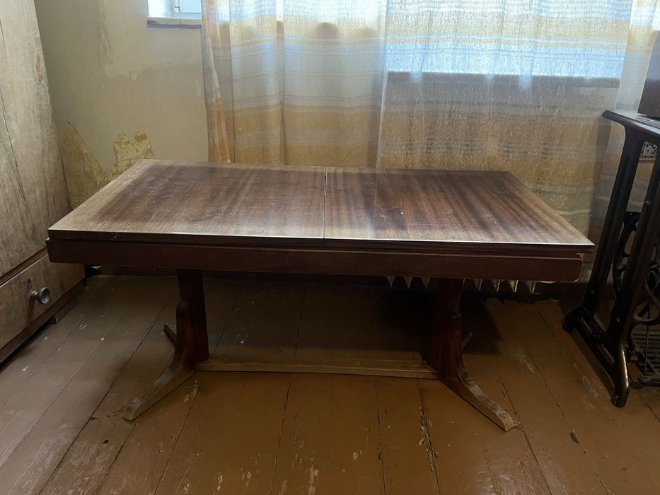 Разтегателна маса