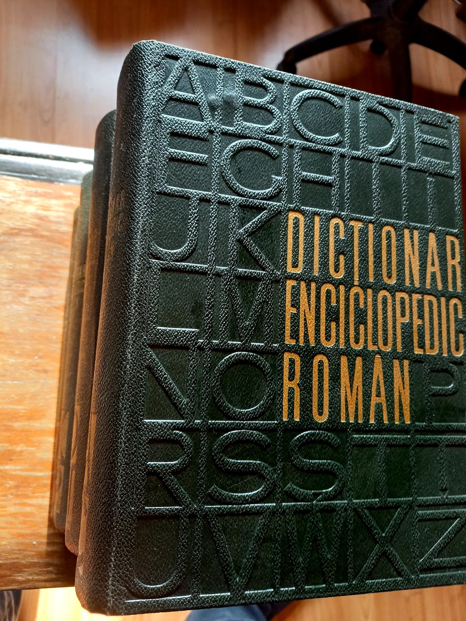 Dicționar enciclopedic roman 4 volume