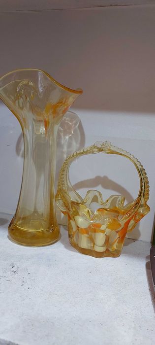 продам вазу для цветов