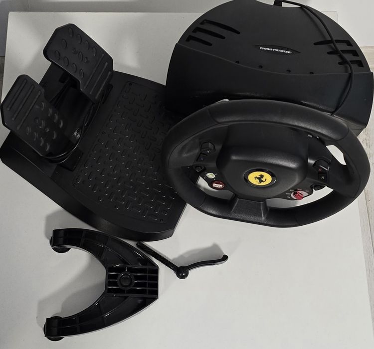 Volan Xbox 360 Thrustmaster