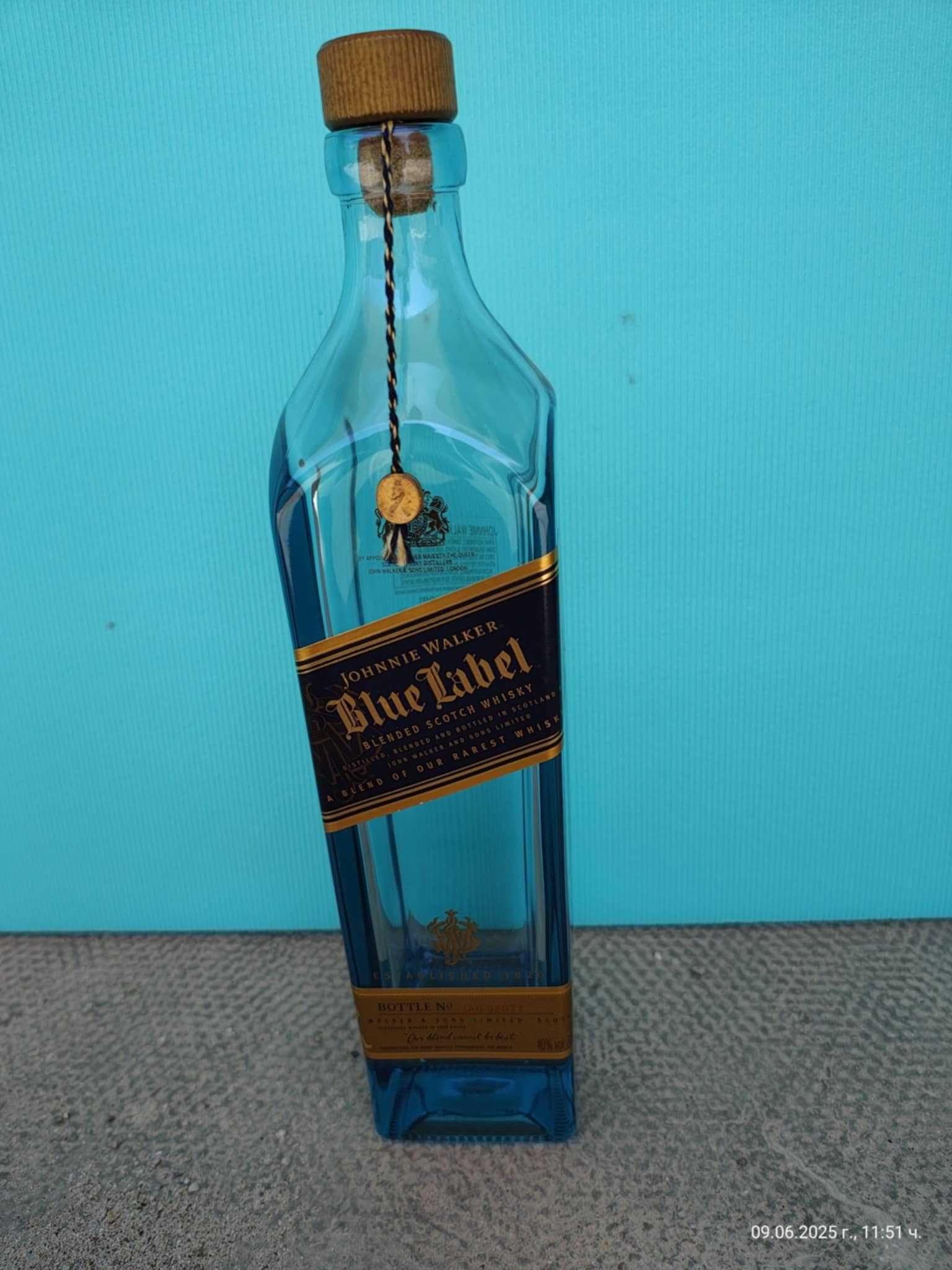 Уникални празни бутилки Royal Salute,Blue Label 1L 30 до 50лв.