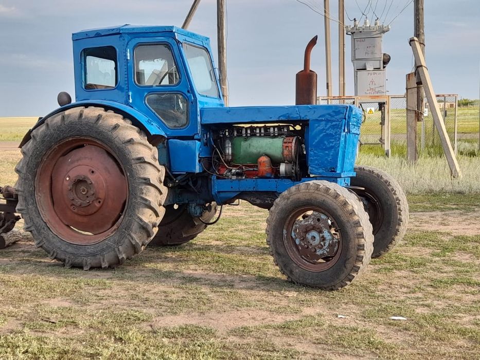 Продам трактор Т-40