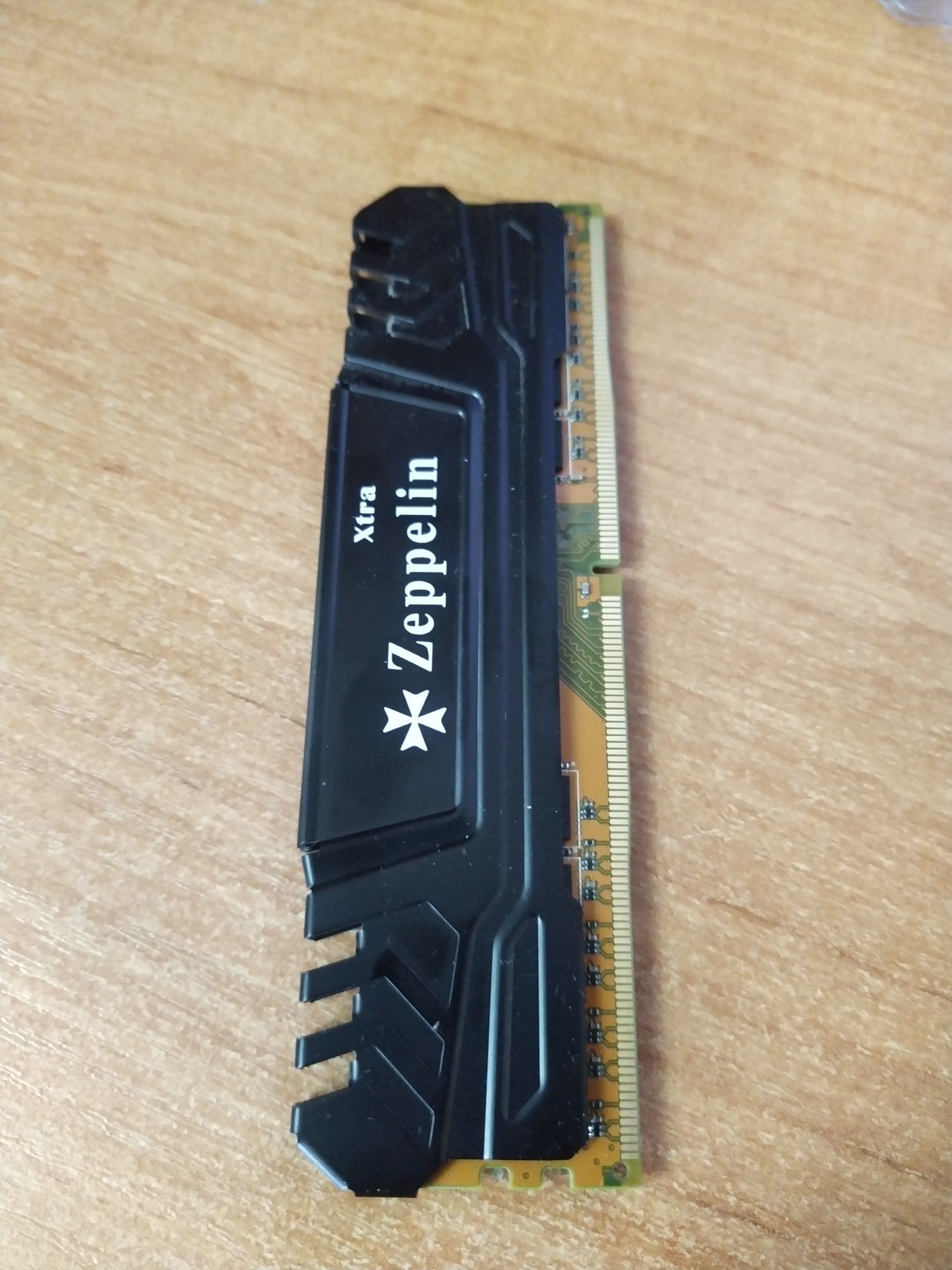 Продам Оперативную память DDR 4