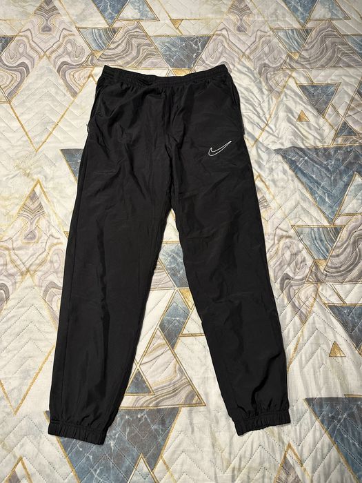 Nike - спортно ватирано футболно долнище