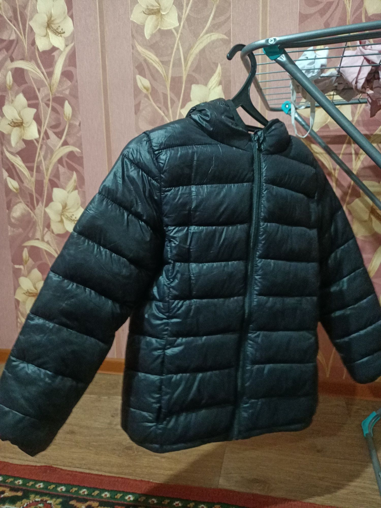 Продам вещи на девочку, примерно 8-9лет, некоторые может на 7подойдут