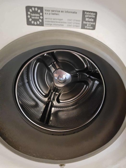 Перална машина MIELE Novotronic W918