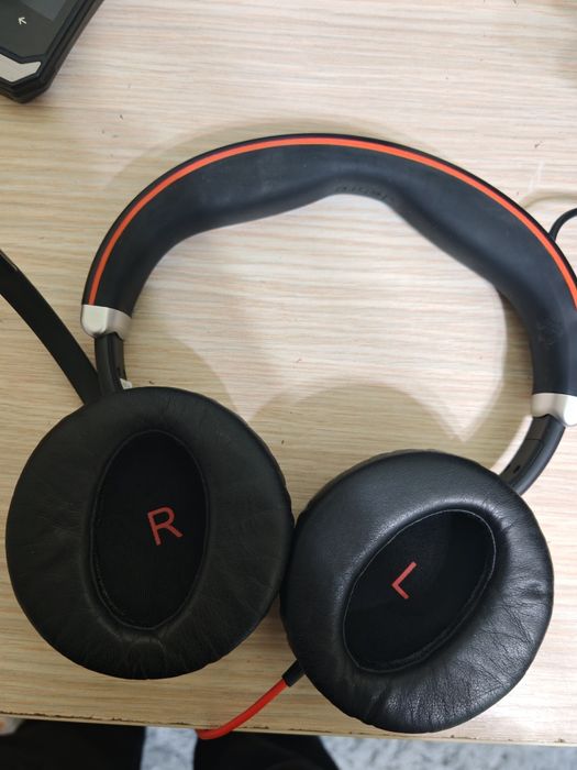 Casti Jabra Evolve 80 UC, ANC, telecomanda pe fir, USB