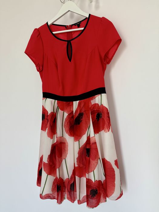 Rochie cu maci marimea 38-40