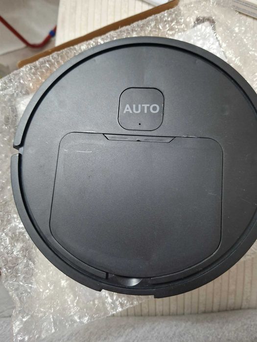 робот прахосмукачка