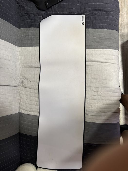 Подлошка за биро Glorious XL