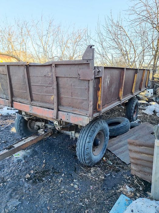 Продам Срочно Бочку,Плуг,Сенокоска ,Прицеп Птс4