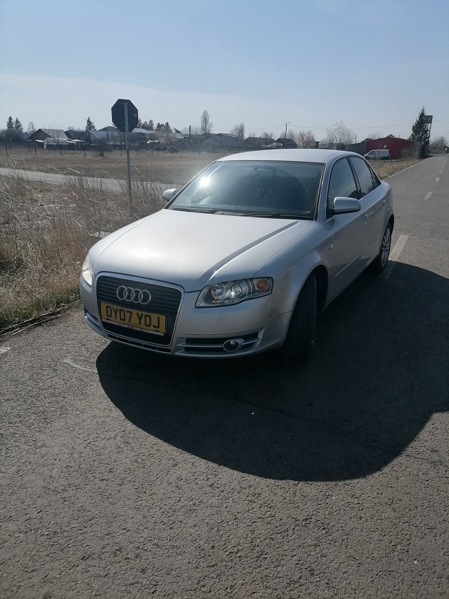 Dezmembrez Audi A4 b7 1.9 TDI BKE 116 CP