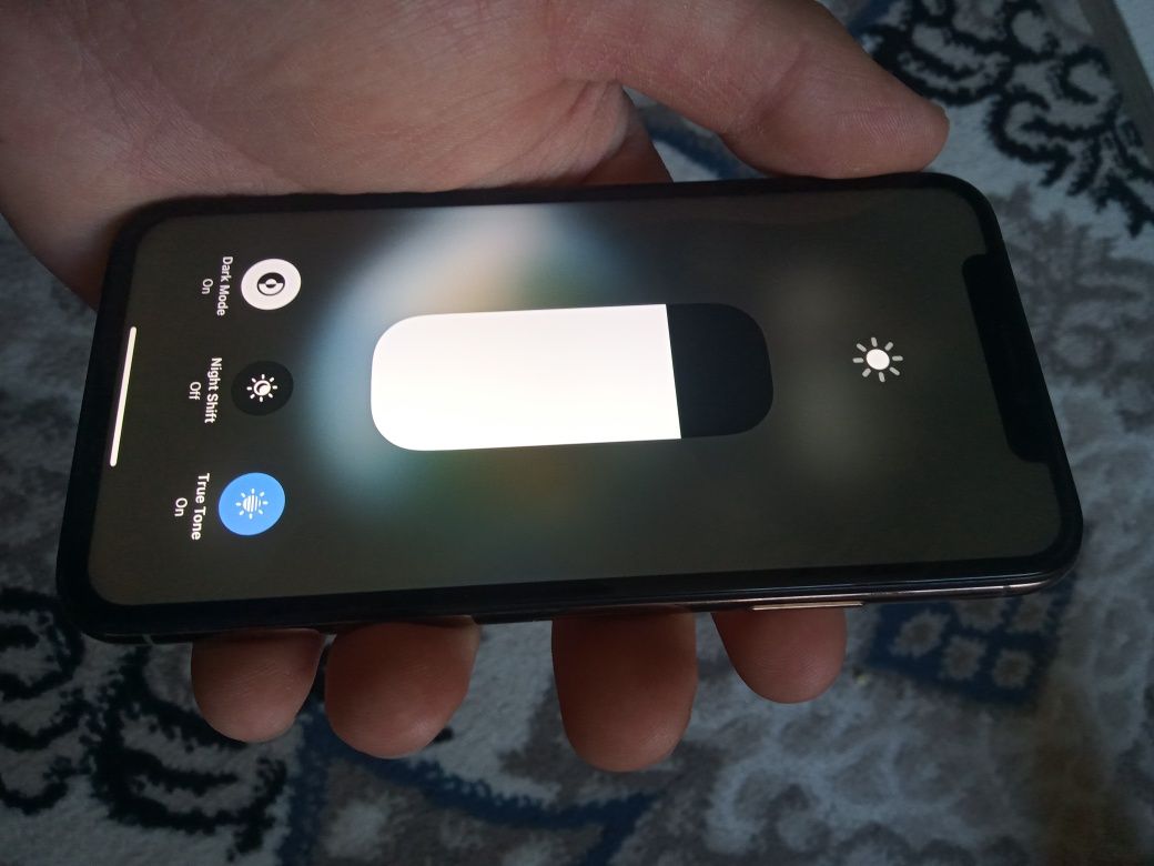 Iphone Xs 64 xotira 92 Youmkst ishlashi Zur Kor Dok Bor Garant berilad